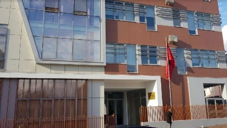 Prokuroria e Elbasanit sekuestron disa pasuri të paluajtshme, dyshohet se janë përfituar nga veprimtari kriminale