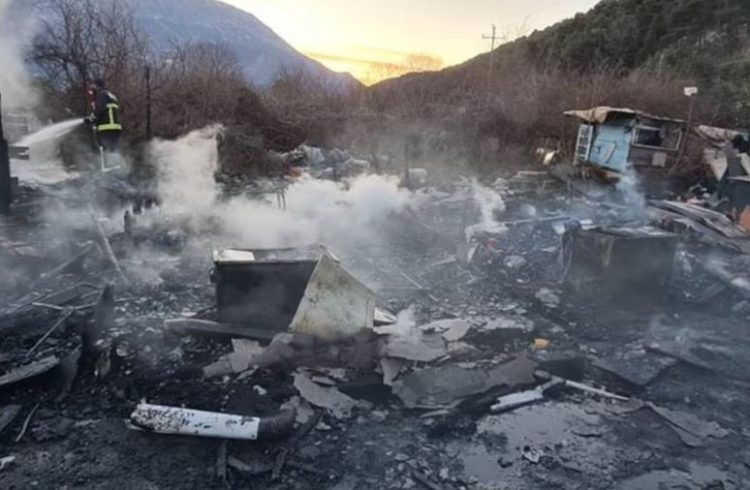 Mali i Zi/Katër të vdekur nga zjarri në Tivar, mes tyre 3 të mitur 
