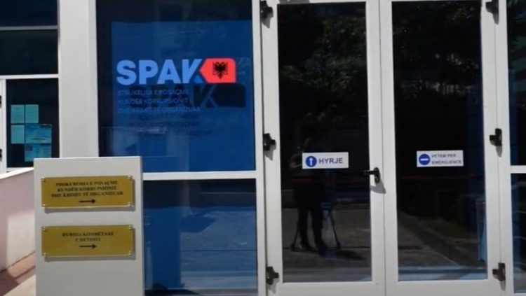 SPAK çon për gjykim djalin e një anëtari të ISIS, i dërgonte para të atit në Siri