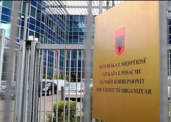 Ryshfet për patentat e pezulluara, GJKKO merr vendimin për zyrtarët e policisë dhe sekserët