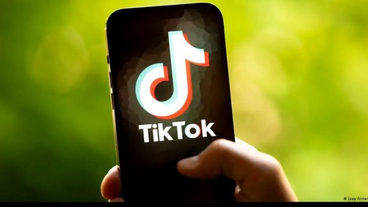Kongresi votoi pro shitjes së TikTok, krijohen mosmarrëveshje mes Kinës dhe SHBA-ve