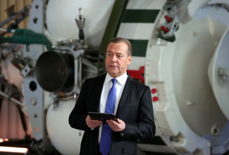 “Ukraina i përket Rusisë”, Medvedev: Marrëdhëniet SHBA-Rusi në pikën më të ulët