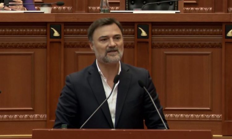 Sot dita e fundit e “Zgjedhores”, Alibeaj: Anormaliteti vazhdon në heshtje dhe heshtja është “Pazar”  