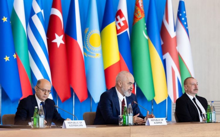 Rama në Azerbajxhan: Në Vlorë synojmë të ndërtojmë një qendër të gazit natyror