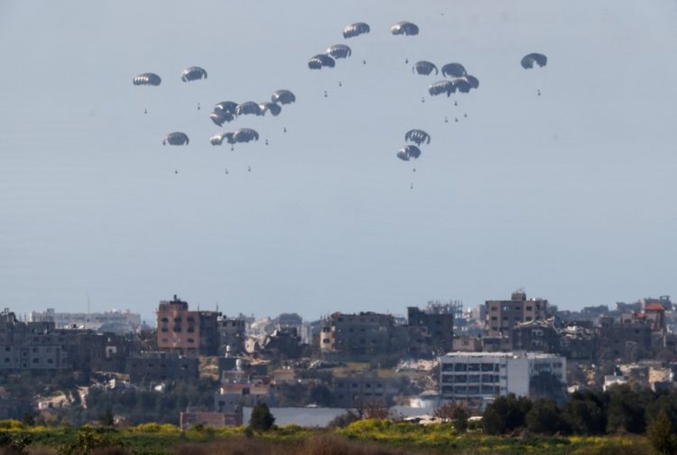 Jordania dhe SHBA dërgojnë mbi 30 mijë vakte ushqimi me parashuta në Gaza