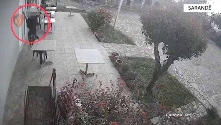 U kap mat nga kamerat e sigurisë duke vjedhur lokalin, arrestohet 38-vjeçari në Sarandë