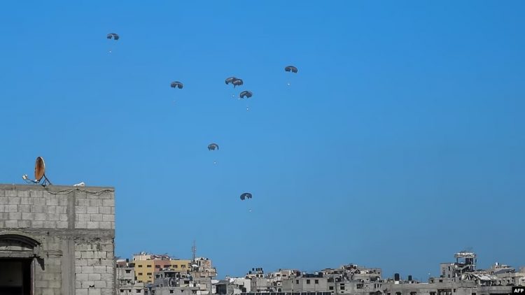 SHBA-ja vazhdon të hedhë ndihma nga ajri në Gazë