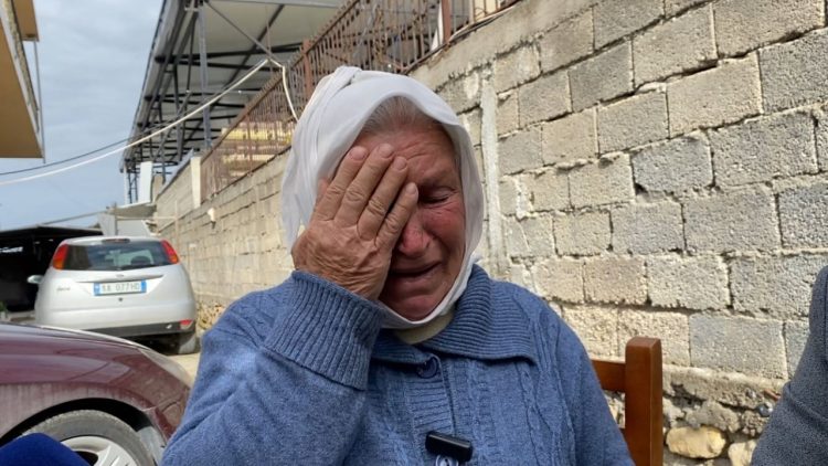 Flasin banorët e zonës ku ndodhi shpërthimi në Lushnjë: Na u duk si tërmet