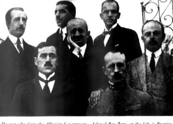 Oglinda Lumii (1923) / Ahmet Zogu, Napoleon Bonaparti shqiptar