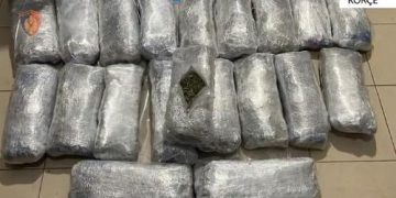 I gjenden 22 kg kanabis në shtëpi, arrestohet 48-vjeçari në Korçë
