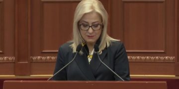 Negociatat për kthimin në normalitet të Kuvendit, Nikolla mbledh krerët e grupeve parlamentare