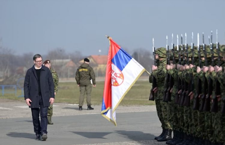 Vuçiç: Eksportojmë të gjitha armët që mund të prodhojmë për shitje. Gara nisi kur bota kuptoi se Putin s’do mposhtej lehtë