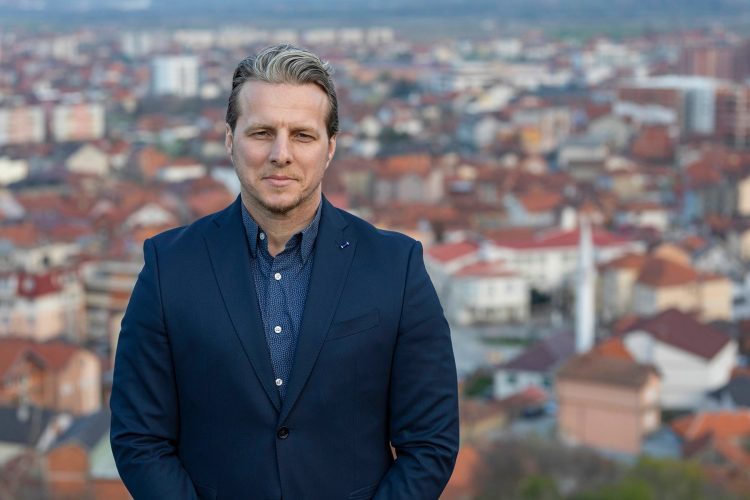 Pse e shkarkoi Qeveria serbe kryetarin e Preshevës, Shqiprim Arifi?