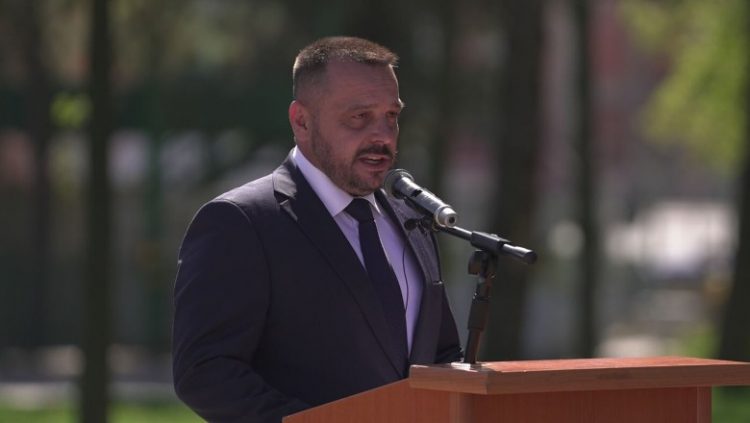 Ministri i Mbrojtjes së Kosovës: NATO të trajtojë me seriozitet lëvizjet e Serbisë pranë kufirit me Kosovën