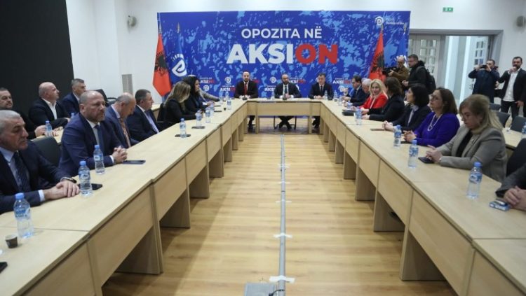 Nga votimi i detyrueshëm, te listat e hapura, zbardhen propozimet e PD së Berishës për Reformën Zgjedhore