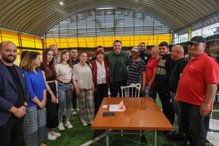 “2025, fitorja e radhës”, Veliaj në Kavajë: Opozita të merret me llafe, shpifje dhe gënjeshtra