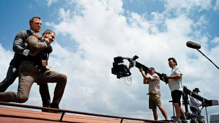 Shqipëria ka potencial si skenë xhirimi për Hollywood, por mungon vizioni dhe financimi
