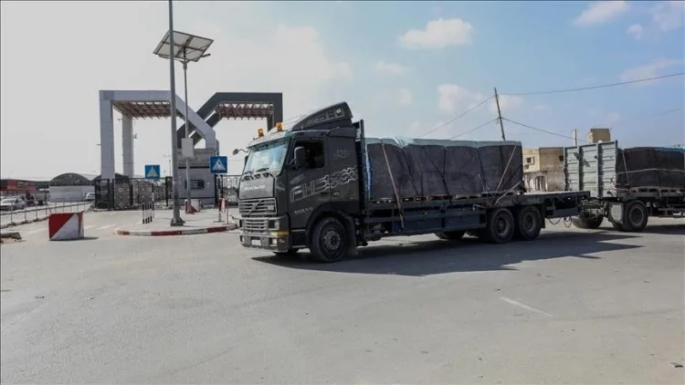 OKB: Numri i kamionëve me ndihma të lejuara për të hyrë në Gaza, shumë më i ulët se nevoja në rajon