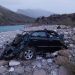 Aksidenti me 8 të vdekur/ Si ra makina nga 100 metër lartësi, dy trupa të pajetë ende brenda mjetit