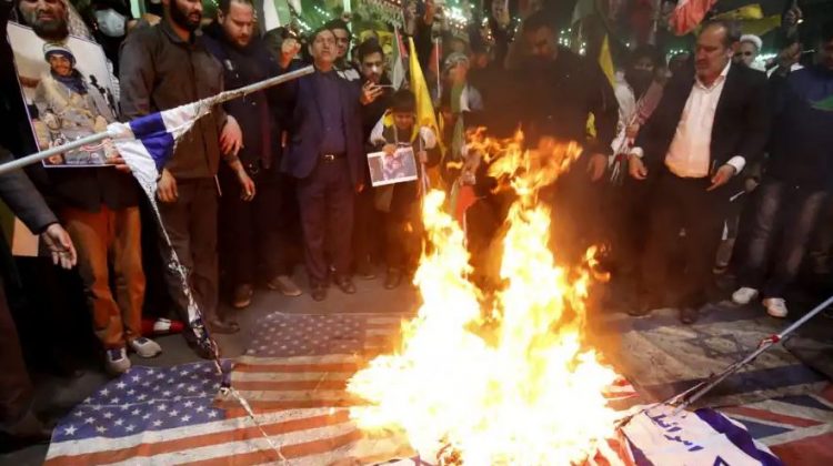 Rritet presioni i Iranit për të goditur Izraelin