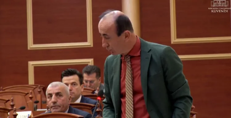 Amnistia futet në rend dite në Kuvend, Sula: Në kundërshtim me rregulloren