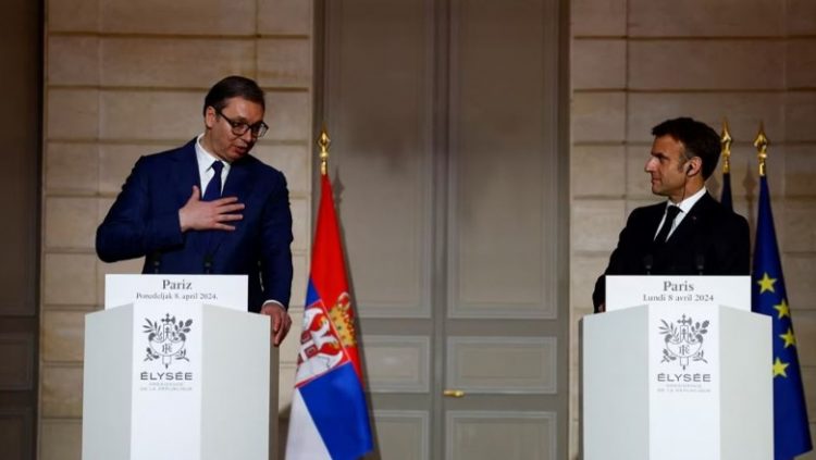 Macron: Të përmbushet marrëveshja për normalizimin e marrëdhënieve Kosovë-Serbi