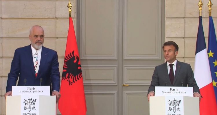 Rama kujton emigrimin e tij në Francë në vitet 90: Mbajtja radhën për të gjetur një taksi