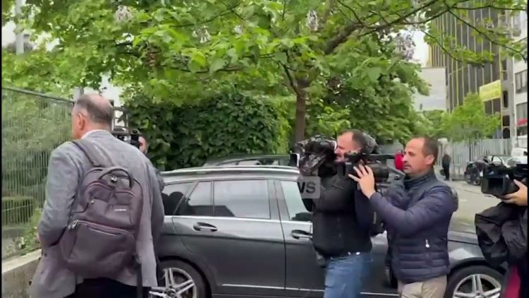 Ilir Beqaj rikthehet në SPAK për të lexuar dosjen, po këtë herë sa do të qëndrojë?