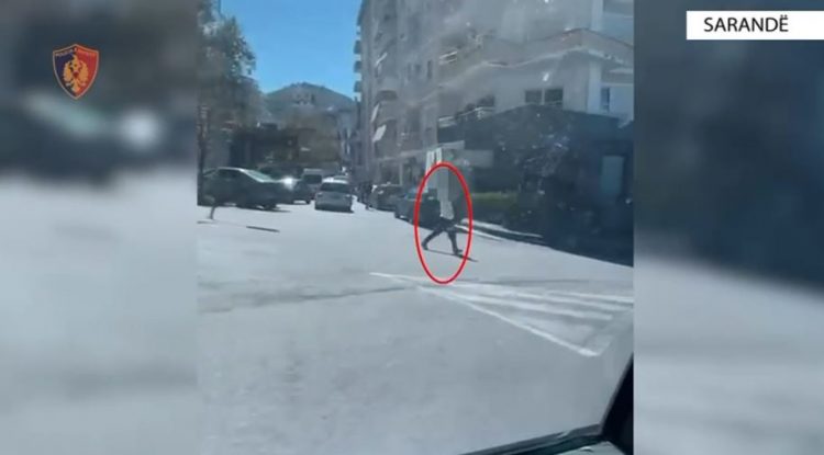 Arrestohen 2 persona në Sarandë/ Sekuestrohen 2 armë zjarri, tritol dhe drogë