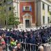 Hodhi molotov gjatë protestës para Bashkisë/ Arrestohet 31-vjeçari nga Laçi, nën hetim një tjetër