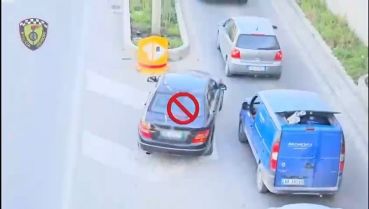 “Manovra që ve në rrezik të gjithë”, policia publikon pamjet: Do të vijojmë të ndajmë pamjet në rrjetet tona sociale 