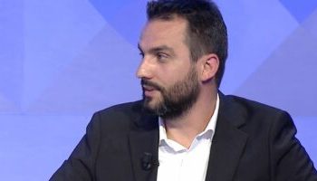 Lapaj: Metën e mund 10 herë në ditë e 30 herë në natë, në çdo fushë
