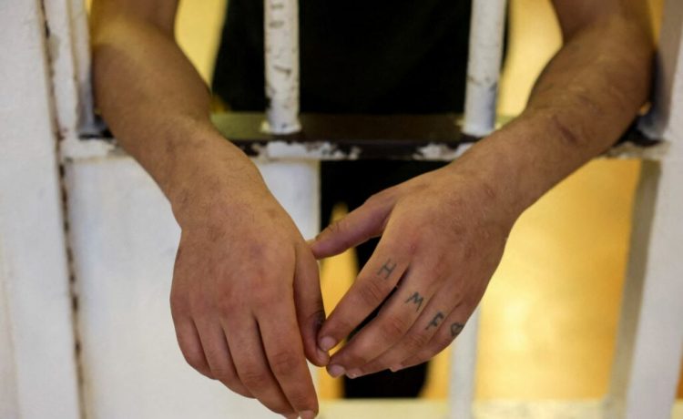 Dënohet me 4 vite punë të detyrueshme 38-vjeçari në Moskë pse foli për REL