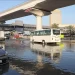 Pas reshjeve të dendura të shiut, fillon puna në aeroportin e Dubait