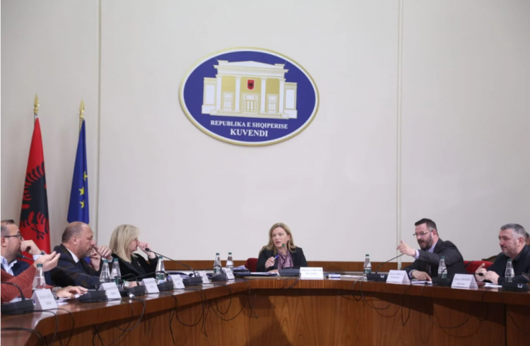 Shtyhet mbledhja e Komisionit të Check-up dhe Sterilizimit, PS kërkon të pyeten të gjithë ministrat e Shëndetësisë prej dhjetorit 2006