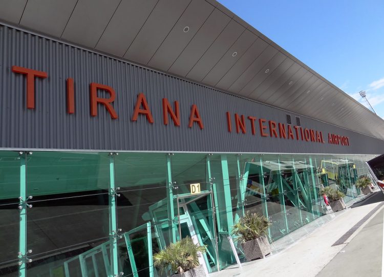 Aeroporti Ndërkombëtar i Tiranës bëhet qendra kryesore e aviacionit në Ballkanin Perëndimor
