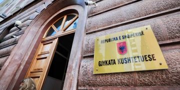 Gjykata Kushtetuese shqyrton më 21 qershor mandatin e Olta Xhaçkës