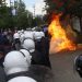 Molotov pranë gazetarëve në protestën e opozitës, reagon AMA: E papranueshme!