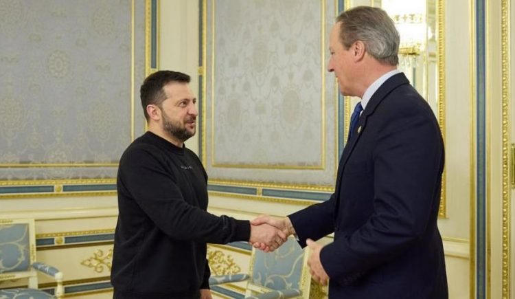 Cameron viziton Ukrainën: Britania do t’ju ndihmojë sa kohë që të keni nevojë