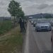 Aksident në aksin Lushnje-Fier, përplasen dy makina, njëra përfundon në kanal 