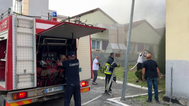 Zjarr në Spitalin Rajonal të Shkodrës? Flet nëndrejtori teknik: Ka pasur vetëm tym