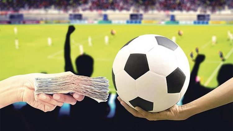 Një tjetër futbollist i Premier League nën akuzë zyrtarisht për baste të manipuluara