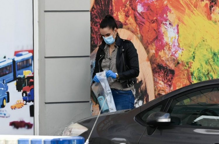 “Po bërtiste për ndihmë”, zbardhet dëshmia e banores pas vrasjes së 40-vjeçares shqiptare në Greqi