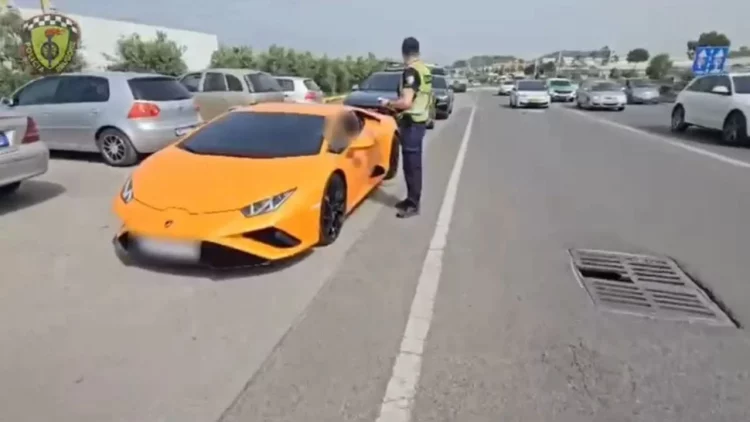Gara shpejtësie me lamborghini në Tiranë, Policia e Rrugores gjobit reperin e njohur