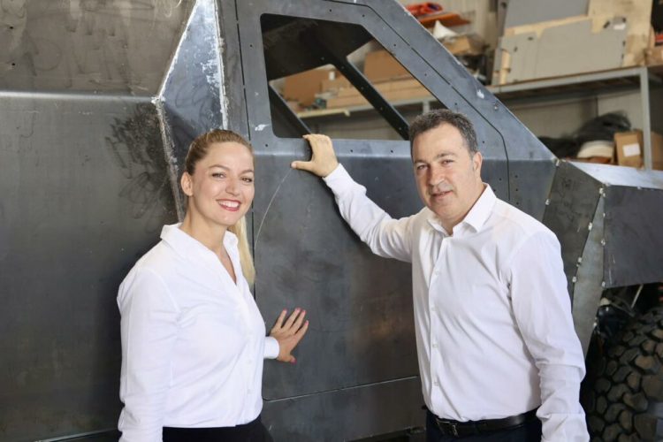 Peleshi: Pas 3 javësh prezantojmë makinën e blinduar ushtarake “Made in Albania”