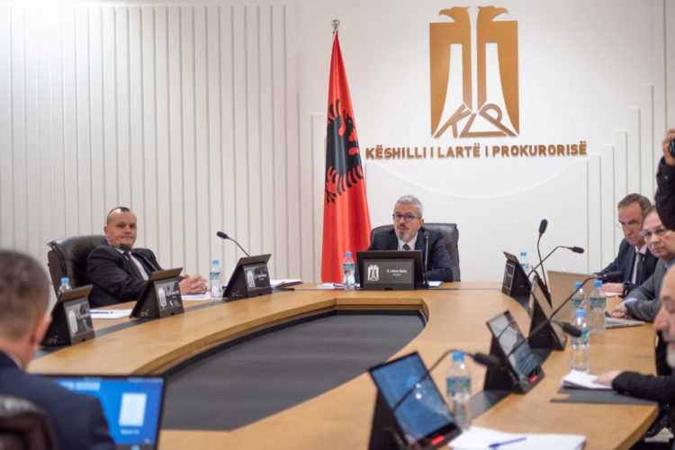 U përjashtua 15 vite nga sistemi i drejtësisë, KPA mblidhet të hënën për të votuar përfundimin e mandatit të Alfred Ballës