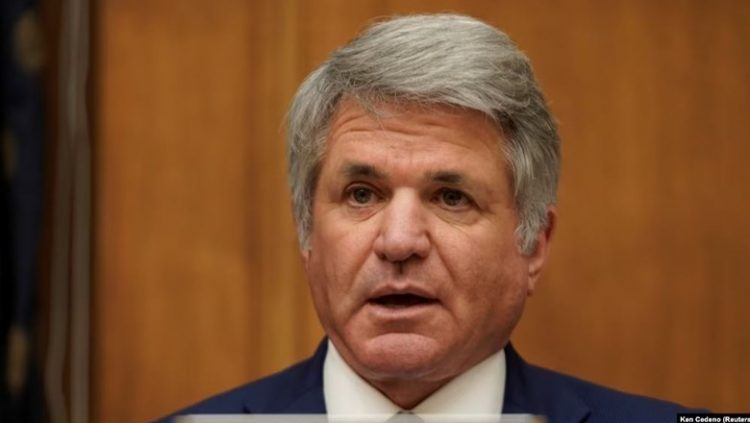 Ligjvënësi amerikan-Tajvanit: Armët po vijnë, Kina po bën lojë të rrezikshme