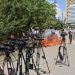 VIDEO/ Protesta para Bashkisë së Tiranës, mbështetësit e opozitës hedhin molotov mes qytetarëve e gazetarëve