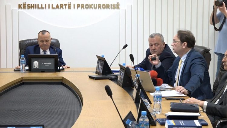 Shtyhet mbledhja e KLP, anëtarët do përgatisin relacionin për Alfred Ballën 