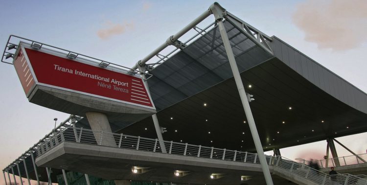 Aeroporti Ndërkombëtar i Tiranës (TIA) bëhet qendra kryesore e aviacionit në Ballkanin Perëndimor 